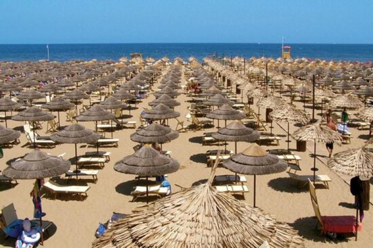Appartamento Amaremin - Vivere Rimini Luaran gambar